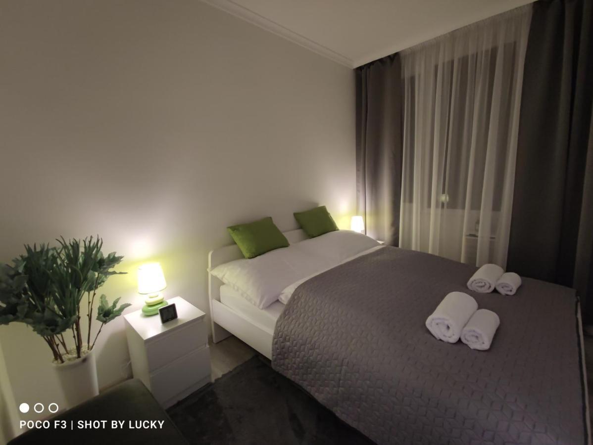 Central Greatforest Apartman Debreţin Exterior foto
