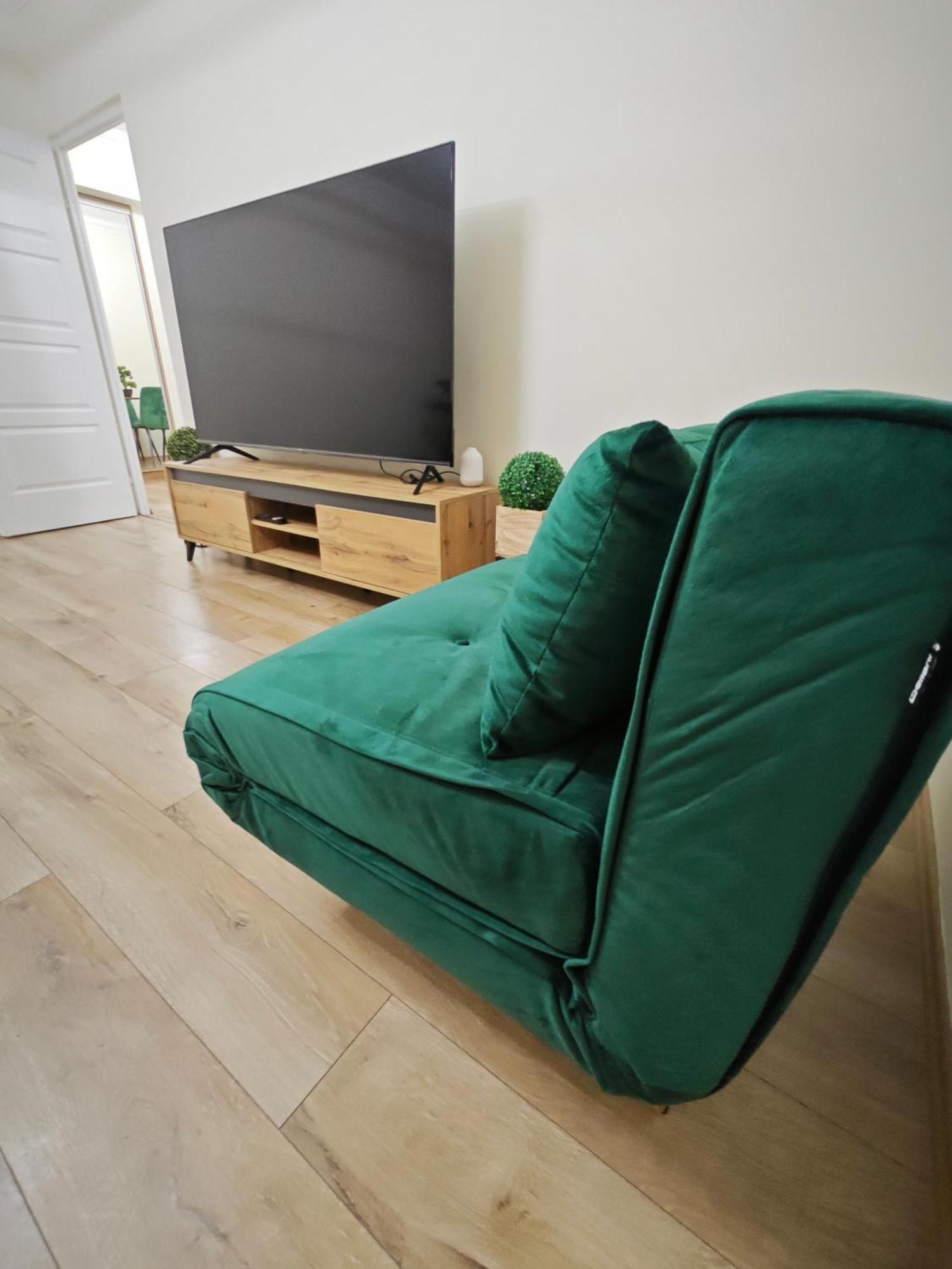 Central Greatforest Apartman Debreţin Exterior foto