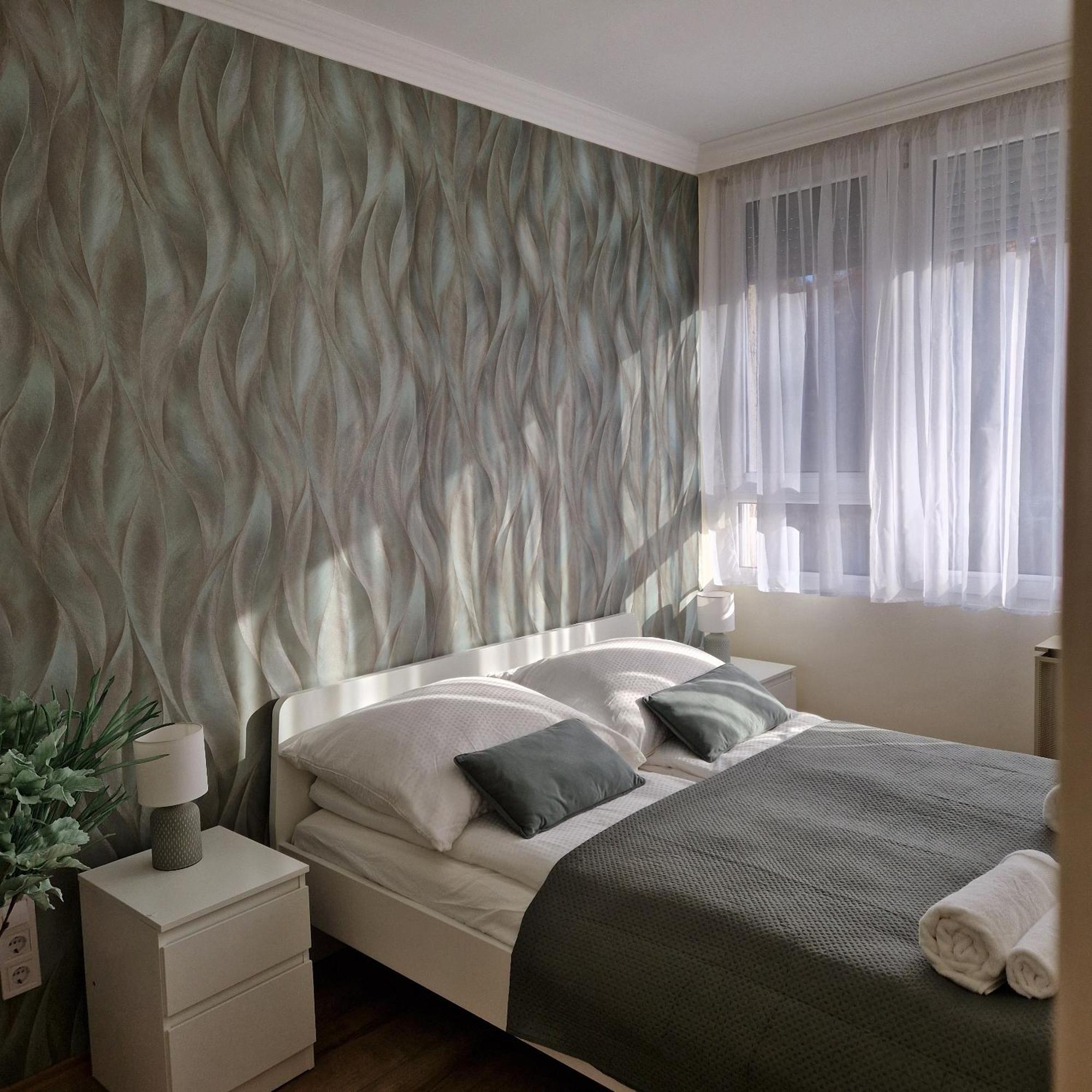 Central Greatforest Apartman Debreţin Exterior foto